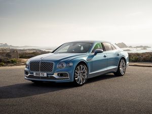 Supporting image for story: The new Bentley Flying Spur Mulliner is ‘the ultimate in four-door luxury’