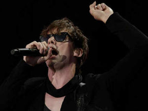 Supporting image for story: Razorlight to headline Osfest 2012