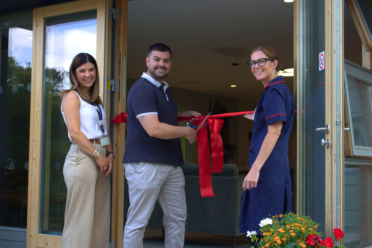 New family lounge opens at St Giles Hospice to support loved ones