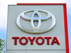 Supporting image for story: Toyota builds robots to deliver medicine at Japanese hospital