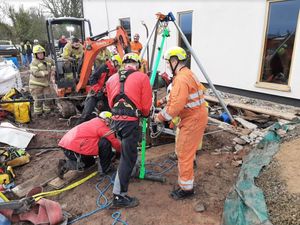 Supporting image for story: Three-hour rescue after man falls down well