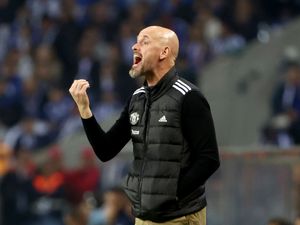 Supporting image for story: Erik ten Hag bemoans defensive lapses as Man United waste flying start in Porto