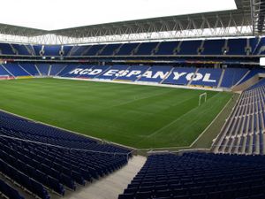 Supporting image for story: Wolves' Europa League opponents sack their manager