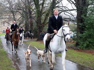 Supporting image for story: Shropshire hunt group issued with 'anti-social behaviour' warning from police and council