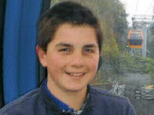 Supporting image for story: Teenage boy is found dead at home