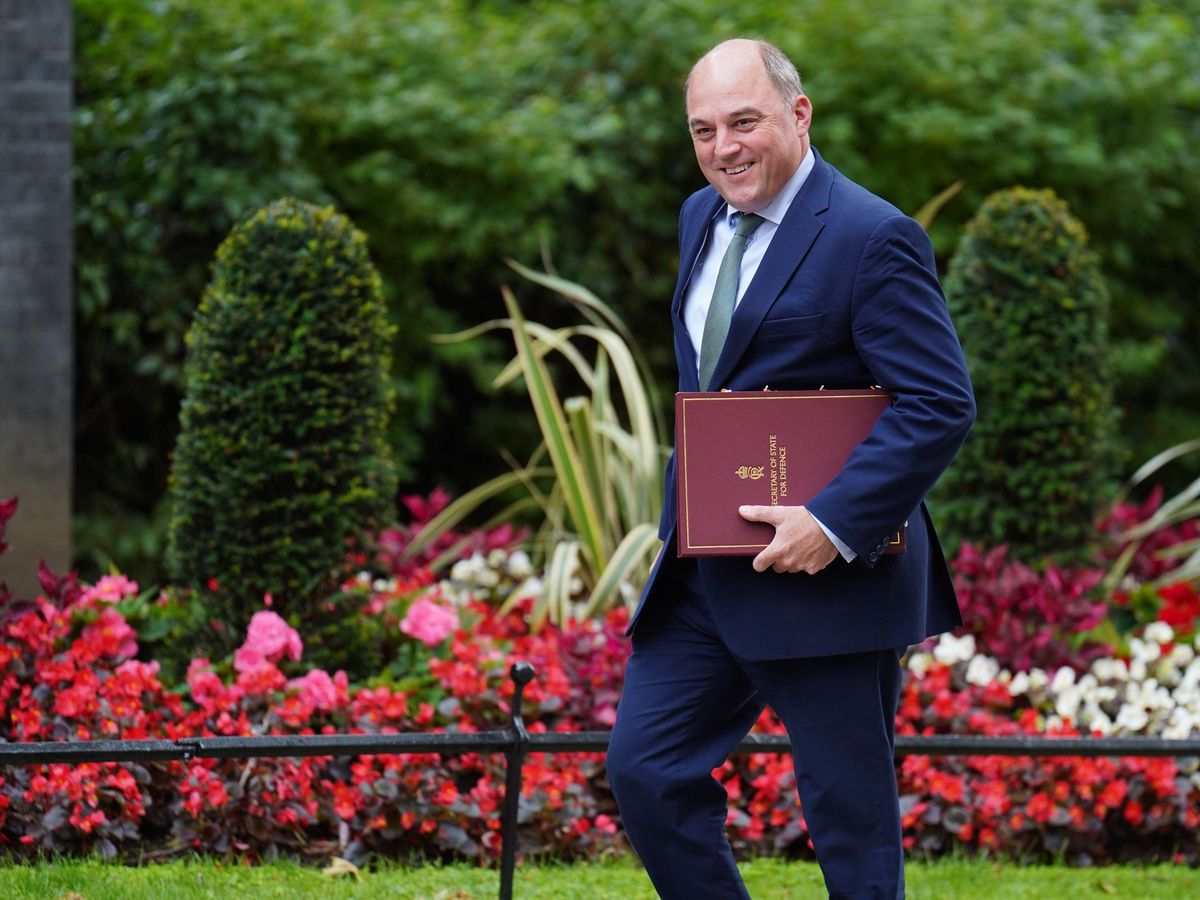 Former defence secretary makes &lsquo;no apology&rsquo; for Afghan injunction