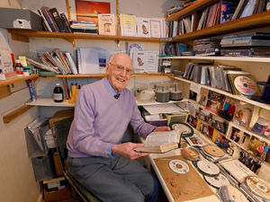 Supporting image for story: The 102-year-old YouTuber: Centenarian spreads the word of the Lord online