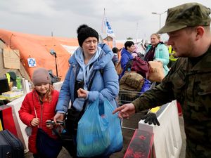 Supporting image for story: Four million refugees have fled Ukraine, says UN agency