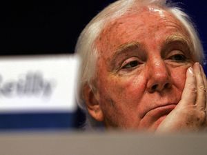 Supporting image for story: Businessman Tony O’Reilly dies aged 88