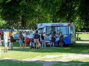 Supporting image for story: Ice cream vans asked not to play music in Shropshire Council's advice for businesses to keep people safe on bank holiday weekend