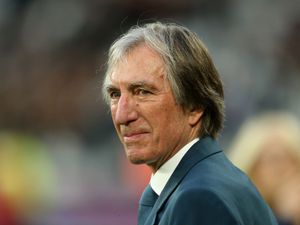 Supporting image for story: Former West Ham captain and manager Billy Bonds dies at the age of 79