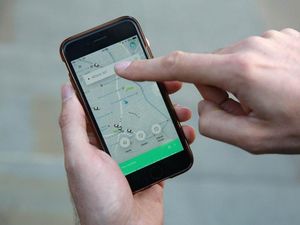 Supporting image for story: Friends and family can now track your journey with new Uber app safety features