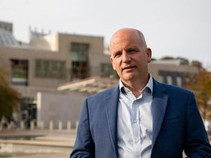 Supporting image for story: BBC journalist says he is ‘lucky’ despite incurable brain cancer diagnosis