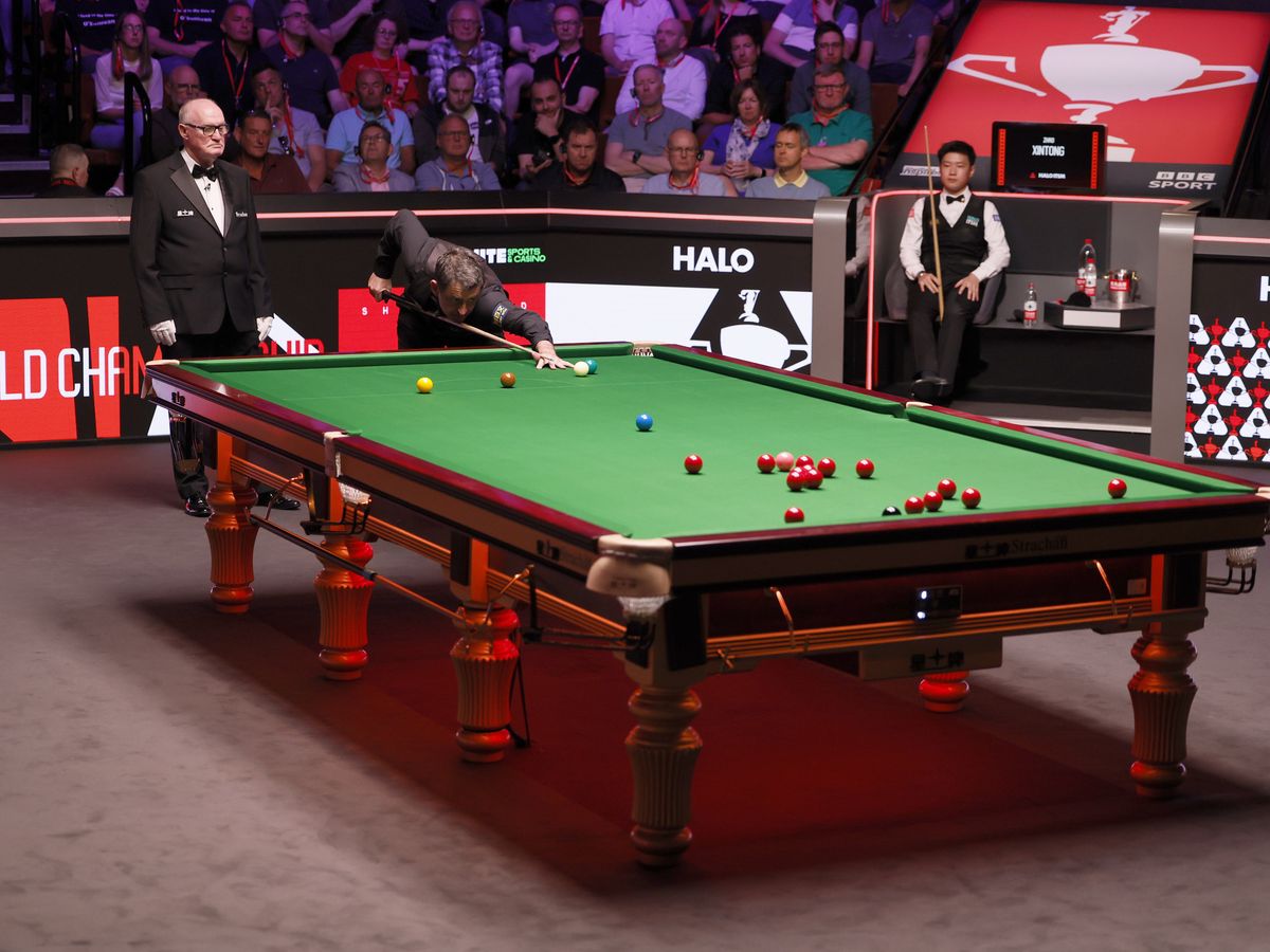 Prime Minister helps to keep World Snooker Championship in Sheffield