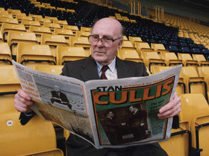 Supporting image for story: The Stan Cullis story - in headlines