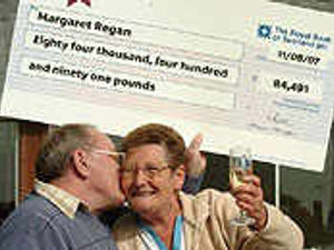 Supporting image for story: Drinks are on Lotto winner