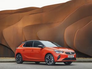 Supporting image for story: The best-selling cars in the UK in November