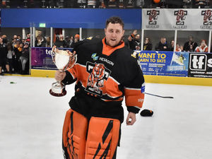 Supporting image for story: Brad Day extends with Telford Tigers