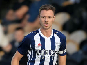 Supporting image for story: Tony Pulis: West Brom captain Jonny Evans has not downed tools