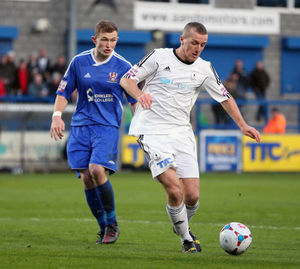 Tony Gray of AFC Telford United and Kelvin Bleau of Stalybridge Celtic