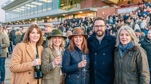 Wolverhampton Racecourse crowd