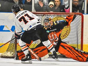 Supporting image for story: Telford Tigers go down to a shootout defeat