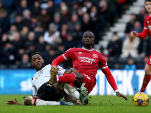 Supporting image for story: Shrewsbury boss Paul Hurst gives backing to strikers