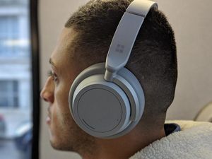Supporting image for story: Should you buy… the Surface Headphones?