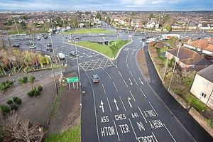 The Chester hamburger, with carriageways driving through the roundabout