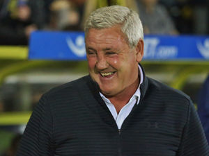 Supporting image for story: Steve Bruce praises 'excellent' Aston Villa and eases Jonathan Kodjia fears