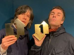 Supporting image for story: Liam Gallagher and John Squire land first collaborative number one