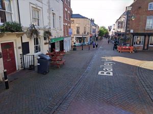 Supporting image for story: Man caught with knife in Oswestry town centre handed suspended jail term