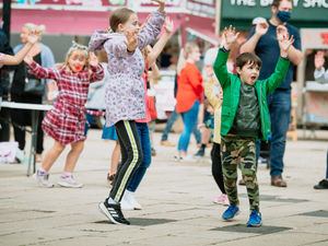 Supporting image for story: People flock to enjoy Stafford's Q in the Park festival