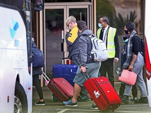 Supporting image for story: First travellers to be released from hotel quarantine