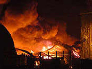 Supporting image for story: Inferno tears through factory
