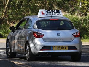 Supporting image for story: Ask learners if they want their driving test examiner to be ‘chatty’ – study