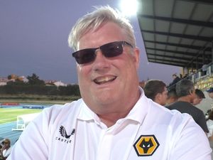 Supporting image for story: 'A pretty impressive performance, but we need some players!' Wolves fans on Porto victory - WATCH 