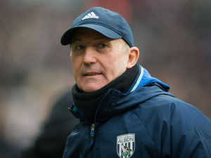 Supporting image for story: Tony Pulis plays down row with West Brom fan