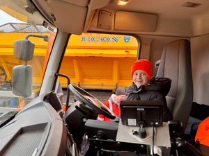 Pupils at Blackshaw Moor First School were excited to see a gritter and were keen to learn about how gritting works