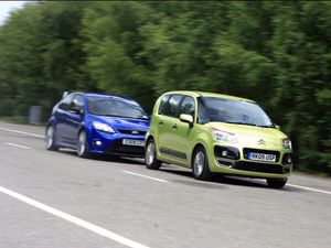 Supporting image for story: Tailgating among the driving traits Brits hate the most