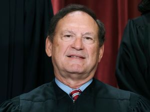 Supporting image for story: Justice Alito questions possibility of political compromise in secret recording