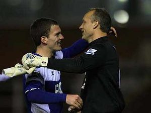 Supporting image for story: Alex McLeish salutes penalty heroes