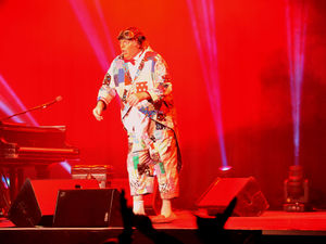 Supporting image for story: Veteran comedian Chubby Brown bringing his 2024 tour to Llandrindod Wells.