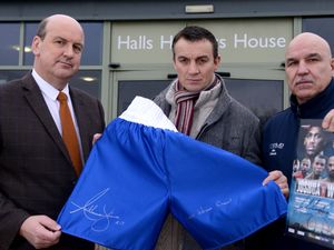 Supporting image for story: Anthony Joshua's signed shorts under the hammer