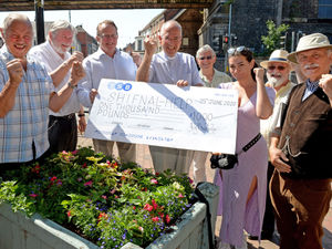 Supporting image for story: Community group helping vulnerable Shifnal people receives £1,000 boost from returning Freemasons