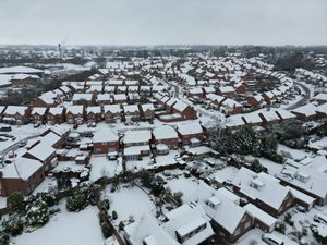 Supporting image for story: Day of snow and ice brings closures and delays (and good fun) to Shropshire