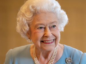 Supporting image for story: Queen set to present NHS with George Cross at Windsor