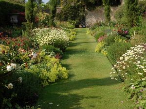 Supporting image for story: Hundreds fight to save under-threat Wolverhampton garden centre