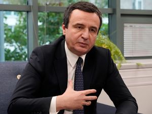 Supporting image for story: Kosovo lifts border crossing ban on entry of products from Serbia