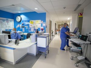 Supporting image for story: Covid-19 – The NHS could be ‘overwhelmed’ with no action